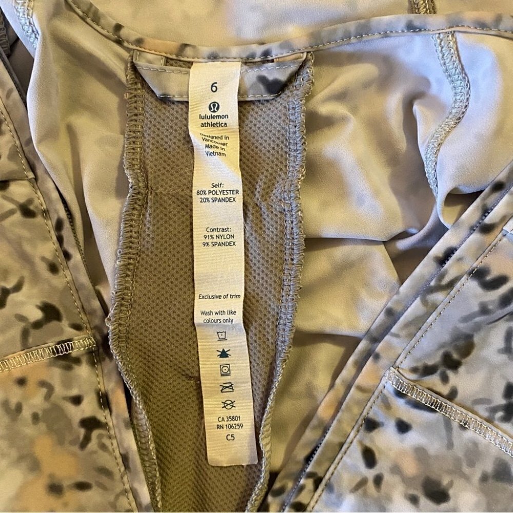 Lululemon Gather Me Slightly Ladies 6 Grey Floral - Picture 11 of 16